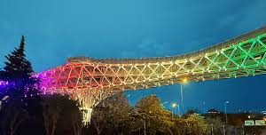 Tabiat Bridge